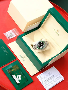 ROLEX SUBMARINER DATE
