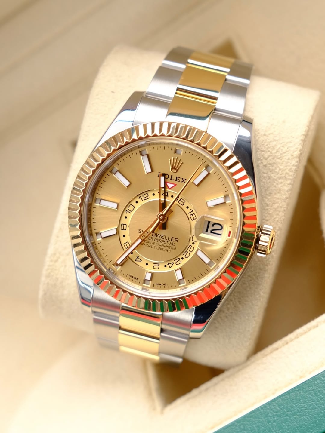 ROLEX SKY DWELLER MISTO